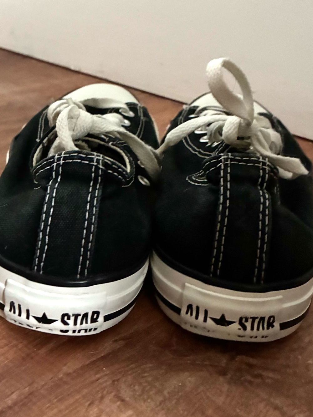 Converse Chuck Taylor All Star Black Low Top Sneakers Women’s 8 - Picture 3 of 8